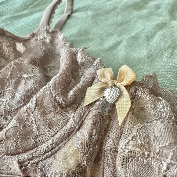 Body by Victoria Unlined Demi Bra - Picture 3 of 5